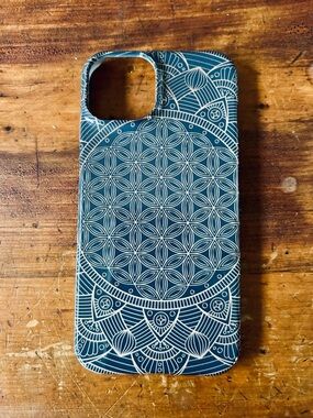Decorative Teal Floral Mandala iPhone 14 Case